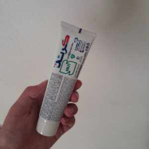 Alternative view of خمیر دندان کرند 3