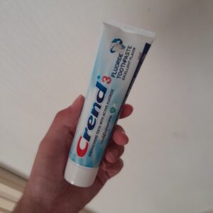 خمیر دندان کرند 3