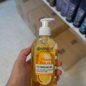 Alternative view of پاک کننده  صورت گارنیر