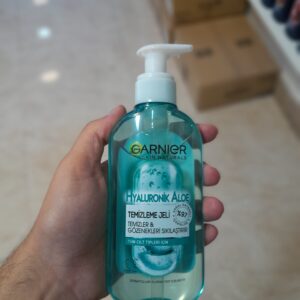 پاک کننده آرایش صورت گارنیر