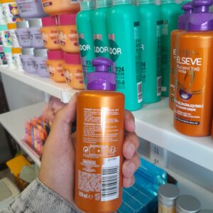 Alternative view of کرم موی لورال مناسب برای موهای فر و موج دار حجم ۲۰۰ میلی